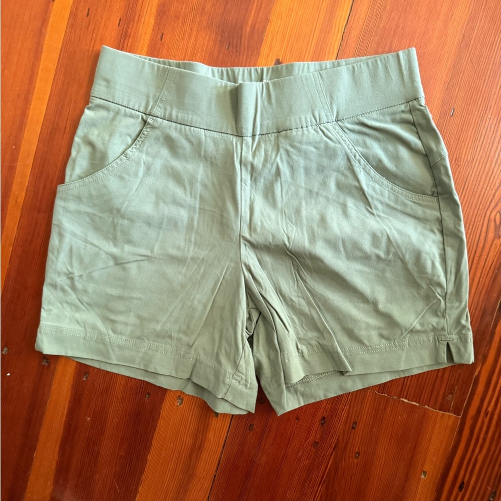 Columbia Women's Anytime Hiking Shorts size medium, women’s green fishing shorts - Picture 2 of 8